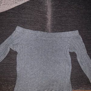 Grey long sleeve crop top